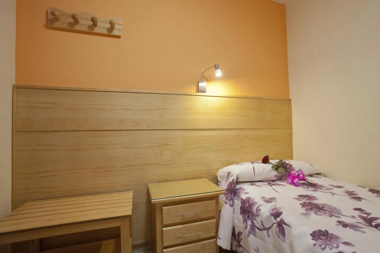 Apartment - 2 Bedrooms With Wifi And Sea Views - 01679 Marbella 0*,  Spain